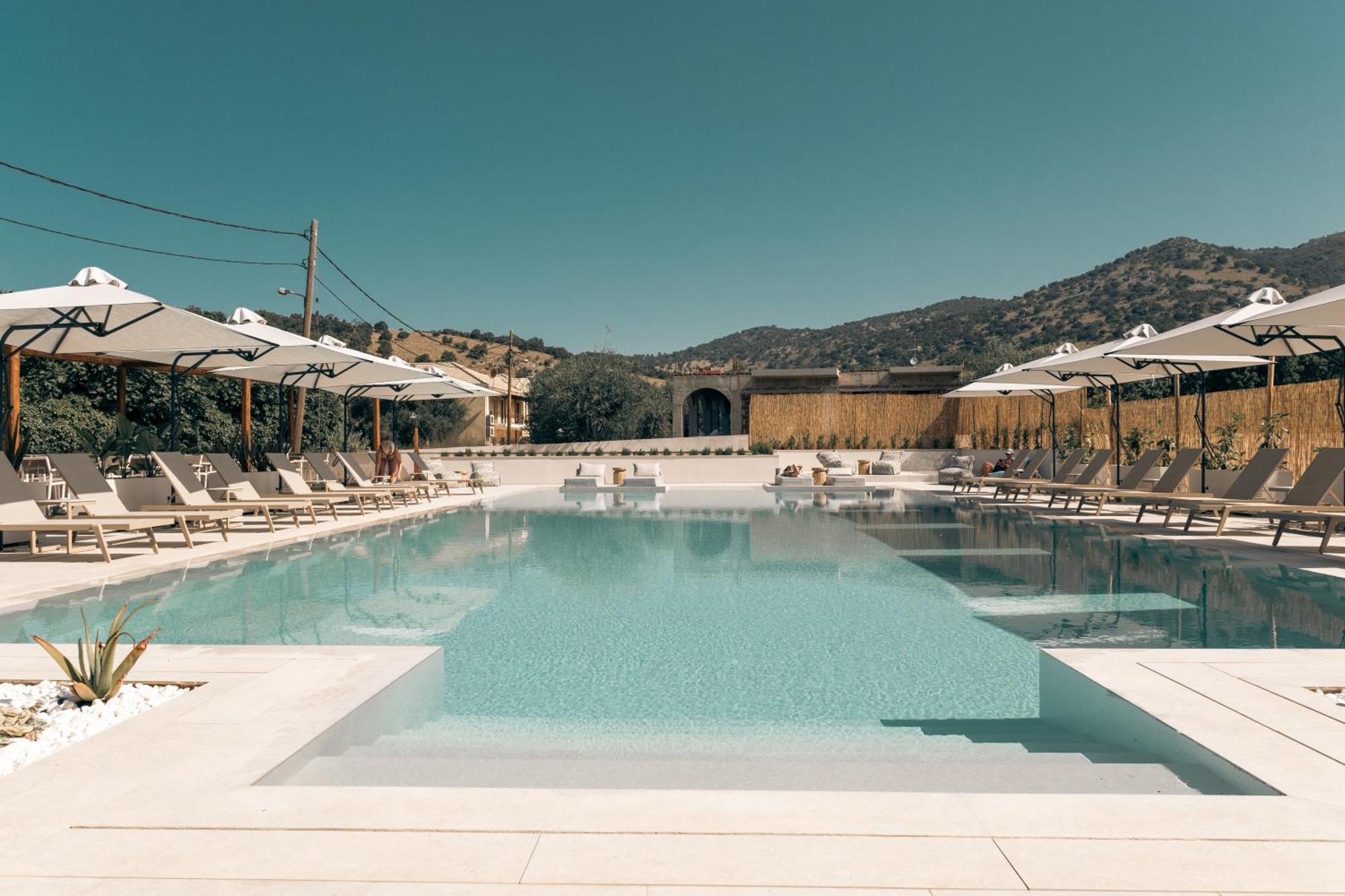 Sivota Hotel Bagian luar foto