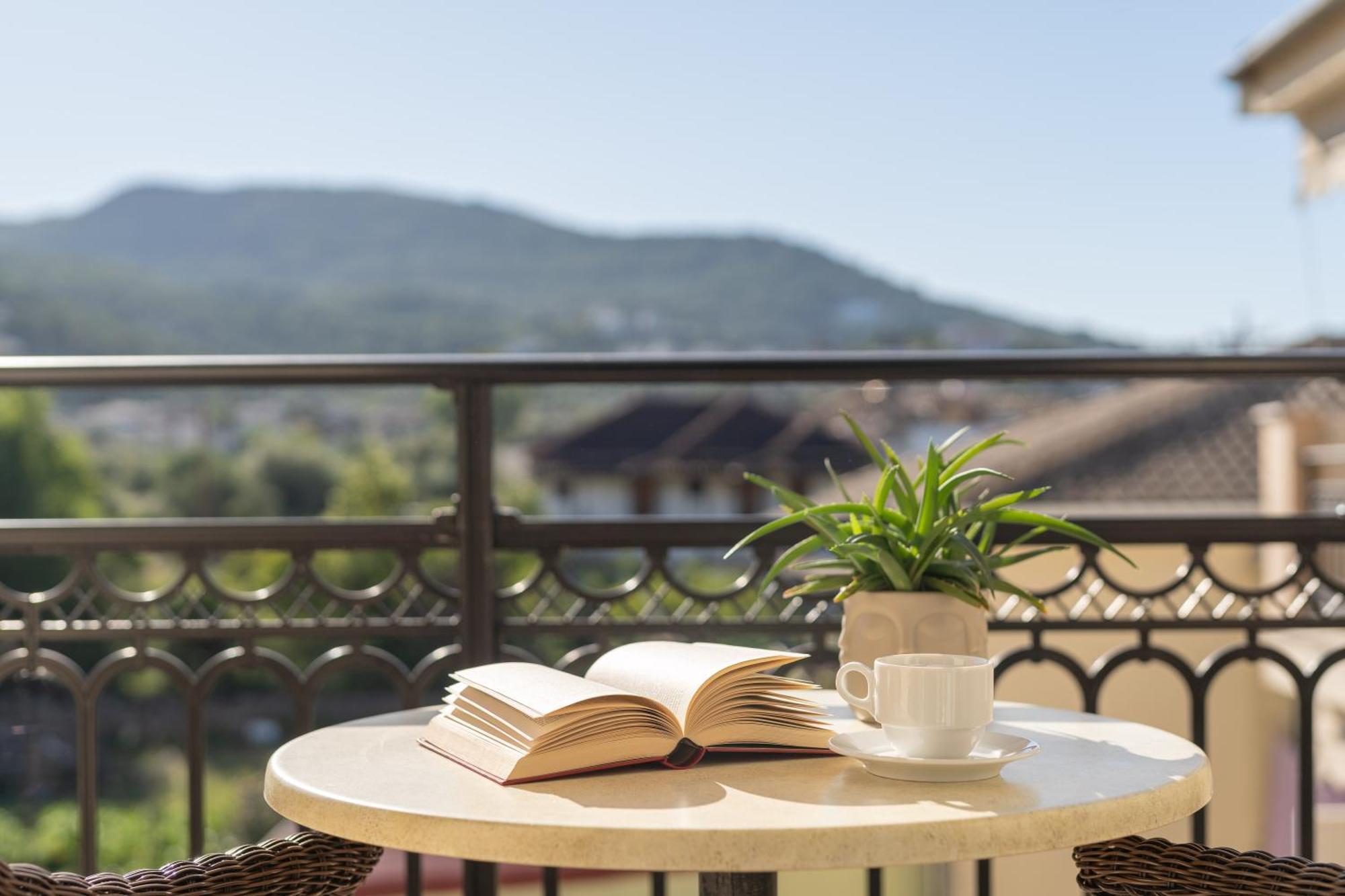 Sivota Hotel Bagian luar foto